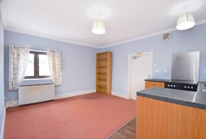 Open plan living/dining/kitchen- click for photo gallery